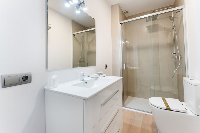 Bathroom 2, Infinium Zamora Suites y Apartamentos, Zamora