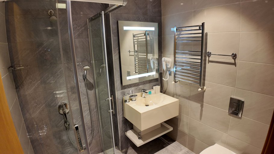 Bathroom 4, Naftalan Central Wellness Resort, Goranboy
