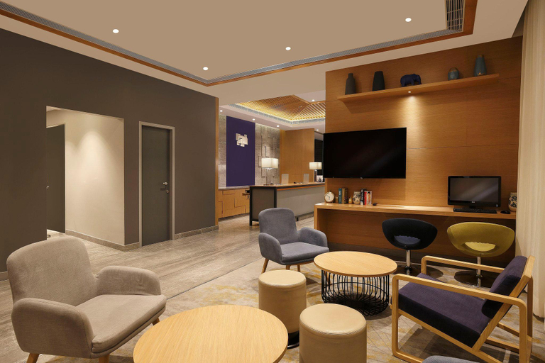 Public Area 5, Holiday Inn Express CHENNAI OMR THORAIPAKKAM by IHG, Kancheepuram