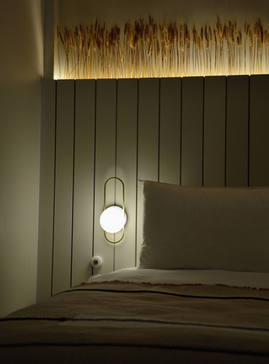 Others 5, Maison Soleil, Hérault
