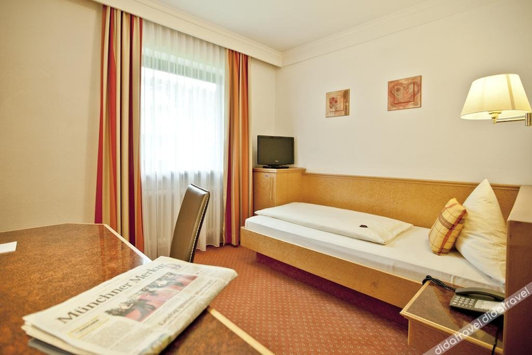Bedroom, ヴュルンターラー ゲステハウス, München