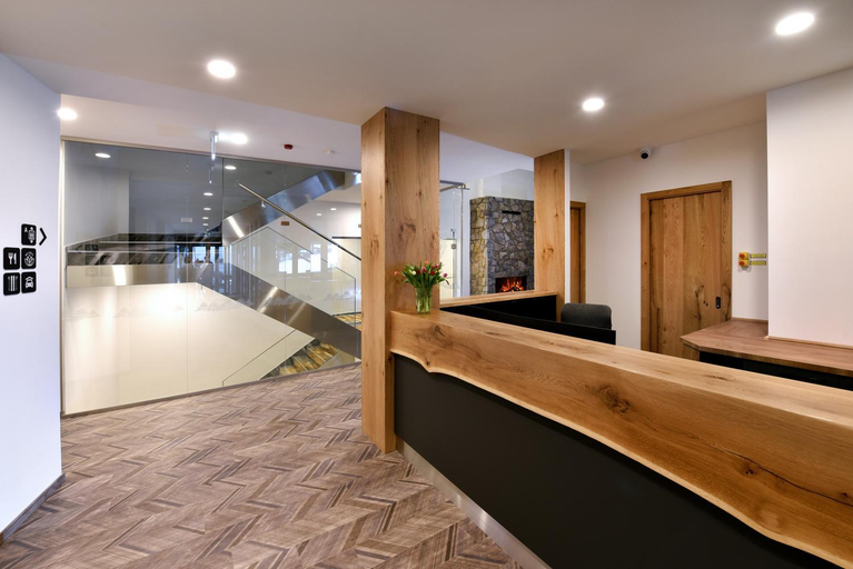 Public Area, APLEND Lake Resort, Poprad