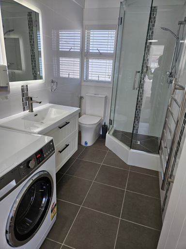 Bathroom 3, Redwood Apartments Unit 1, Rotorua