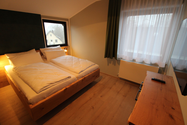 Others 2, DER Hirsch Hotel, Städteregion Aachen