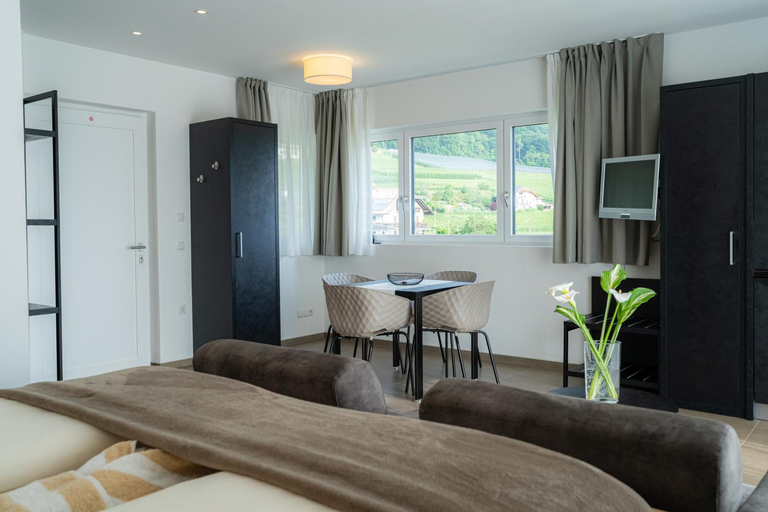 Bedroom, DAS MATSCHER Residence & Garden Hotel, Bolzano
