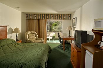 Others 5, Royal Sun Palm Springs, Riverside