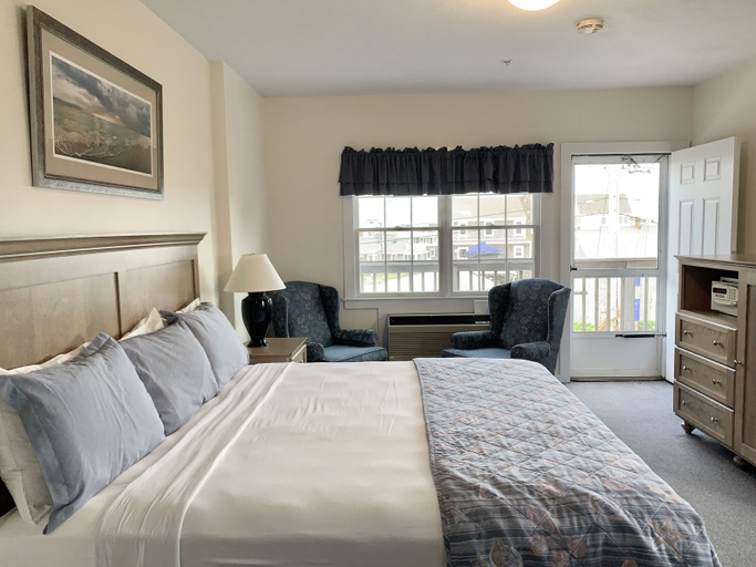Bedroom 3, Lighthouse Inn, Barnstable