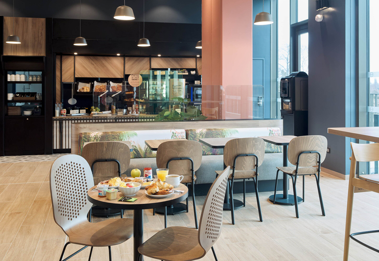 Food & Drinks 5, B&B HOTEL Versailles Rocquencourt, Yvelines