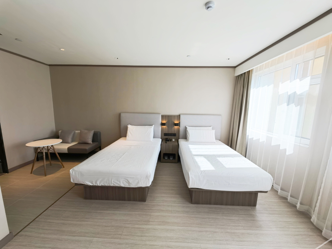 Bedroom 3, Hanting Hotel Ylan County Government Tongjiang Road, Harbin