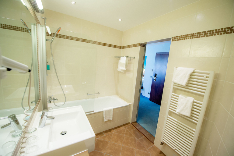 Bathroom 5, Prinzhotel Rothenburg, Ansbach