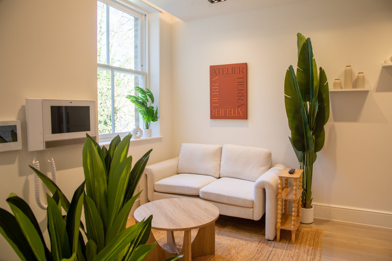 Room 4, The Pembridge 12, London