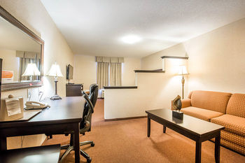 Others 5, Quality Inn & Suites Lethbridge East, Division No. 2
