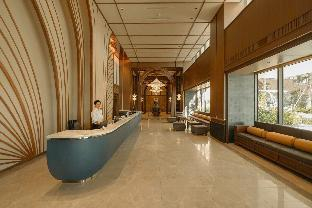 Bar or lounge