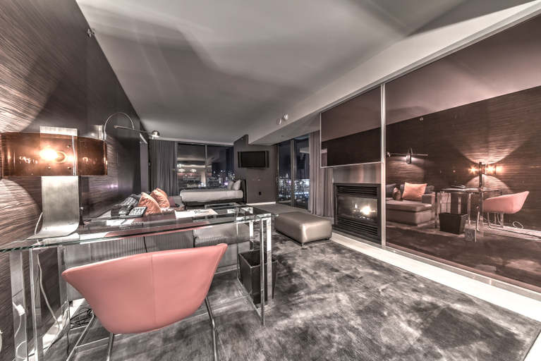 Food & Drinks 5, StripViewSuites at Palms Place, Clark