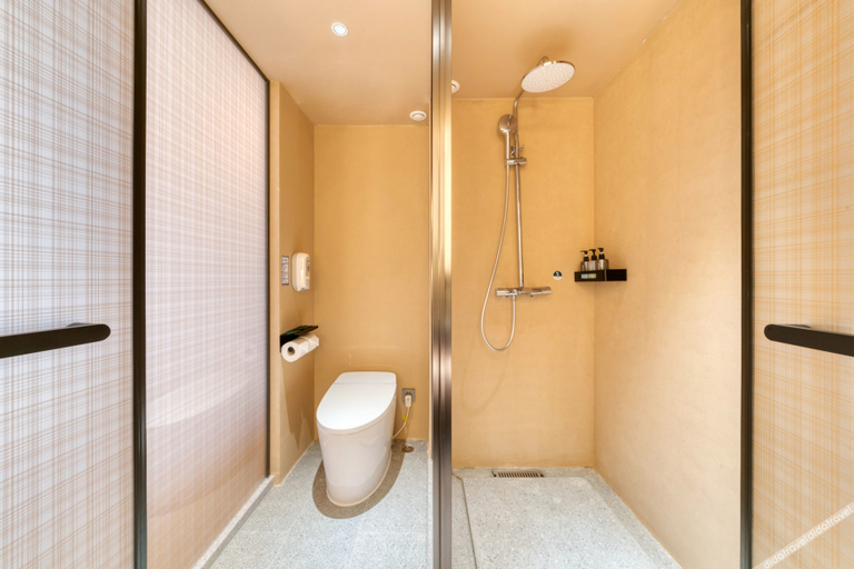 Bathroom 3, TRUE GO Hotel (Shanghai Xujiahui Jiaotong University Subway Station), Shanghai