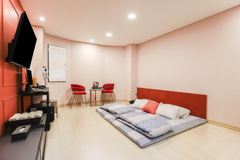 Bedroom 3, Gimpo Queen Hotel, Gimpo