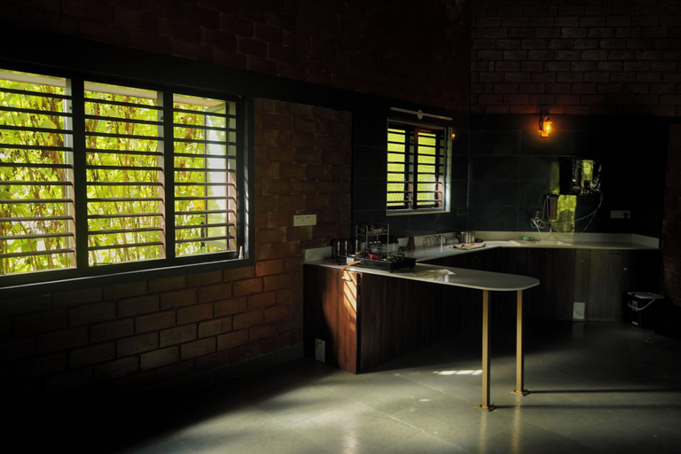 Private kitchen 2, Laze Daze, Krishnagiri