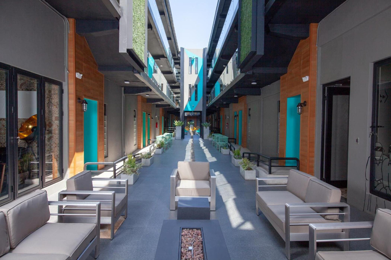 Others 3, Eazy Centro by ULIV, Tijuana