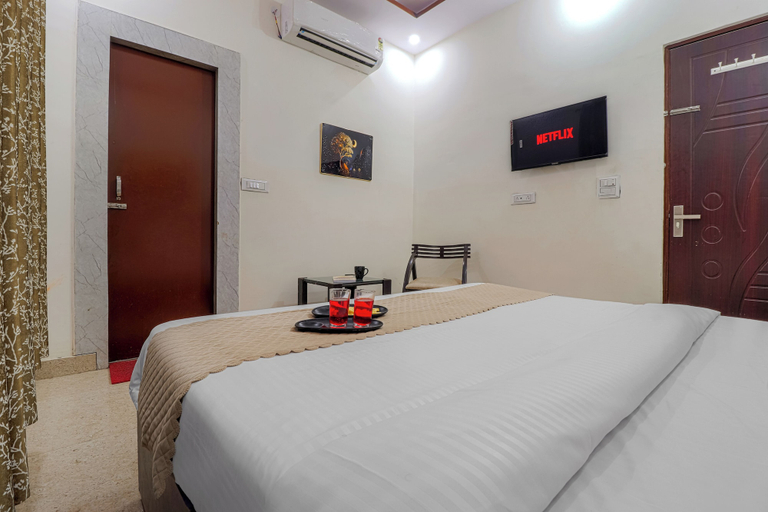 Room 5, Hotel Tanish, Dehradun
