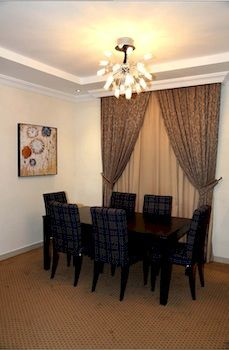 Others 3, loren serviced Apartment Alslamah, Jeddah