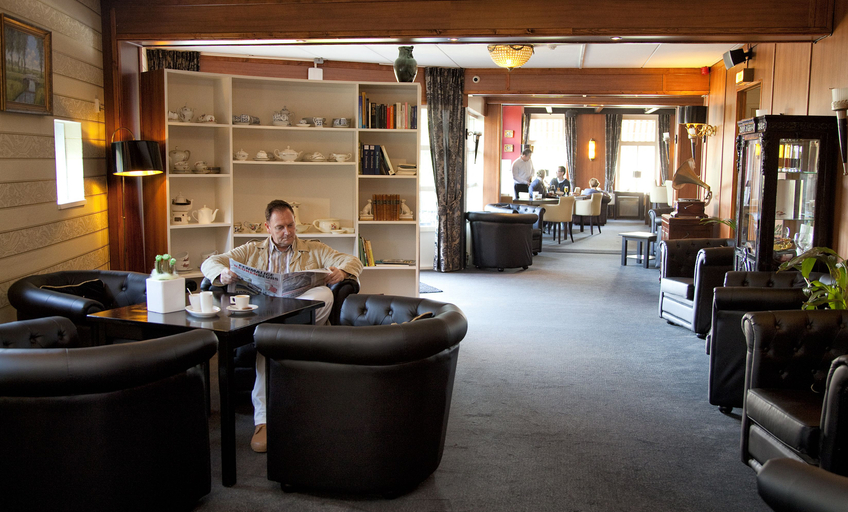Public Area 2, Brasserie Restaurant Hotel Eeserhof, Borger-Odoorn