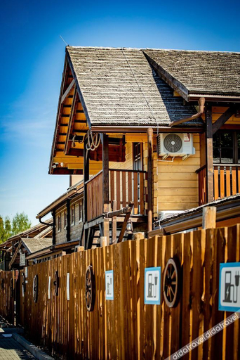 Others 3, Western Camp Resort, Chrzanów