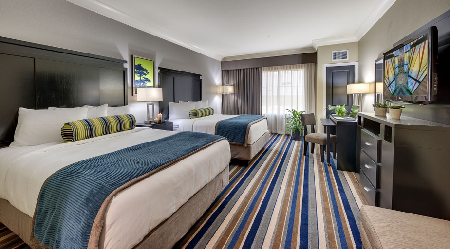 Bedroom 2, Cypress Bayou Casino Hotel, Saint Mary