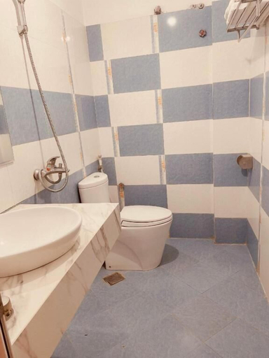 Bathroom 4, TITANIC HOTEL, Từ Liêm
