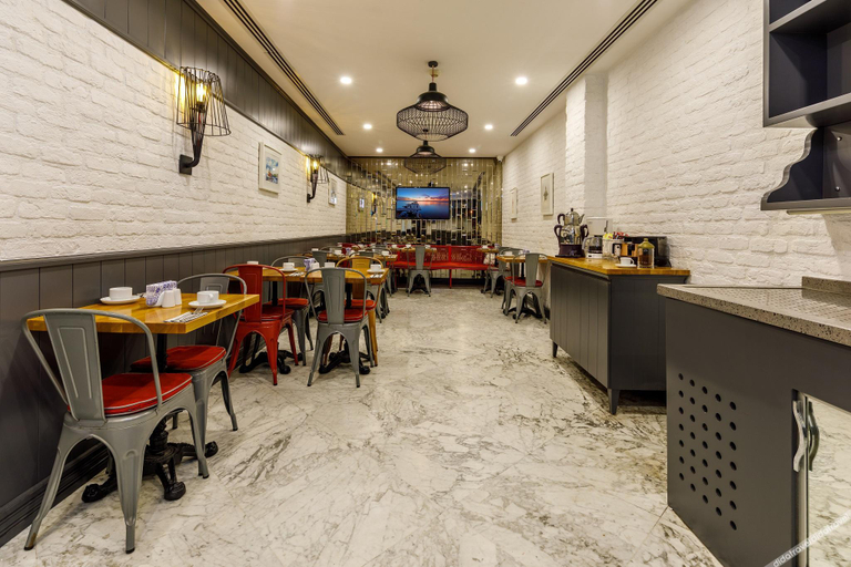 Food & Drinks 4, La porte de Taksim, Beyoğlu