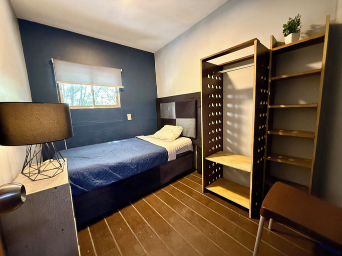 Others 3, Capital Hostal, Mexico City