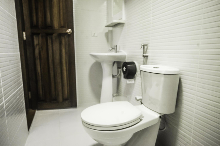 Bathroom, Salt Beach Hotel at Maafushi, Kepulauan Maafushi