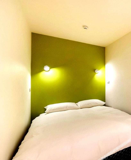 Bedroom 2, PopInn, Tainan