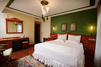 Others 3, Garden House Istanbul, Fatih