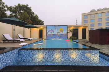 Others 5, Royale Sarovar Portico Agra, Agra