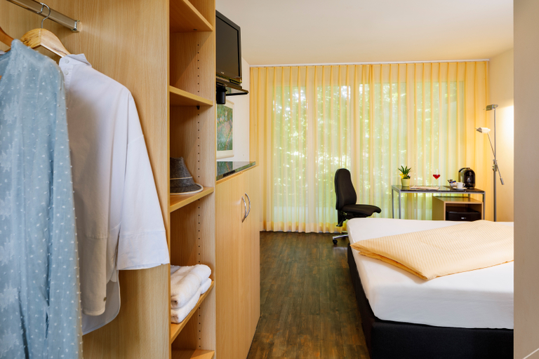 Bedroom 2, Seehotel Beinwil am See Swiss Quality, Kulm