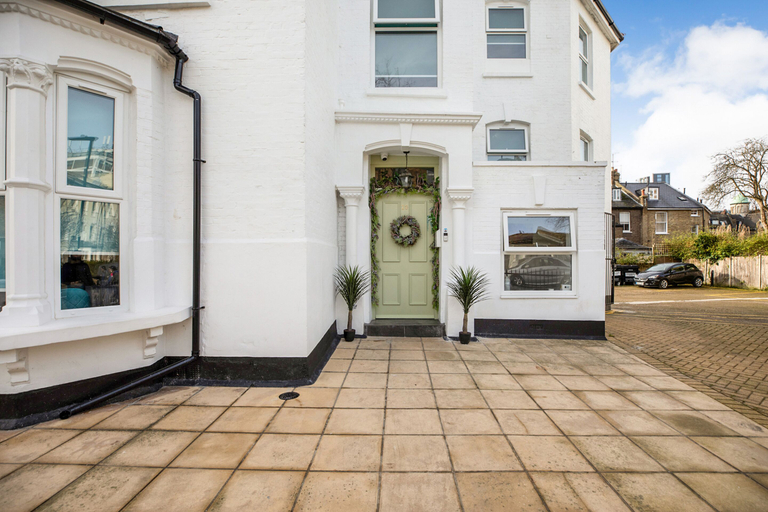 Exterior & Views 2, The Finsbury Park Hotel, London
