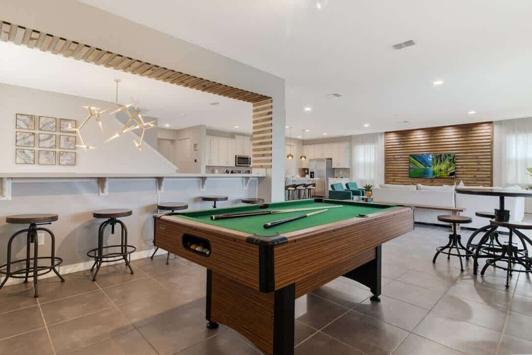 Game room, Upscale 9BR Stay With Pool and Themed Rooms, Osceola