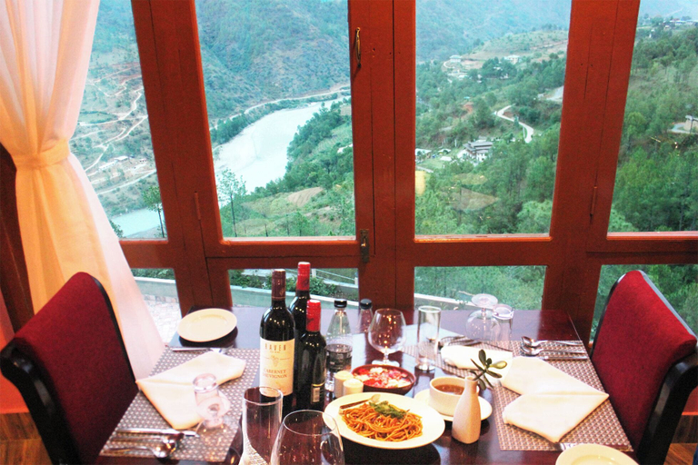 Dining 5, Hotel Sonamgang, Guma