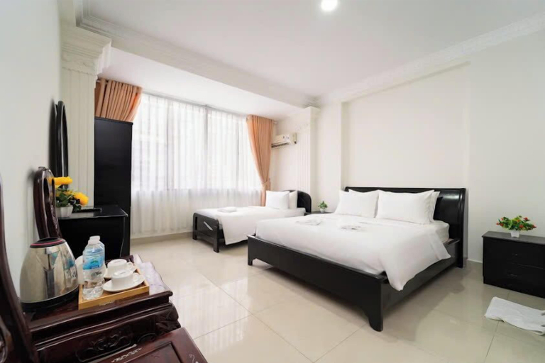 Bedroom 2, L 'Aura - Bui Vien Walking Street, District 1