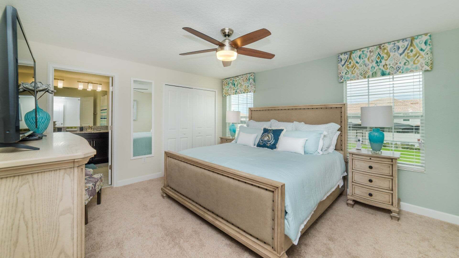 Bedroom 2, Dog9041, Osceola