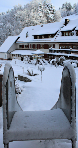 Others 2, Berggasthof Linde, Emmendingen