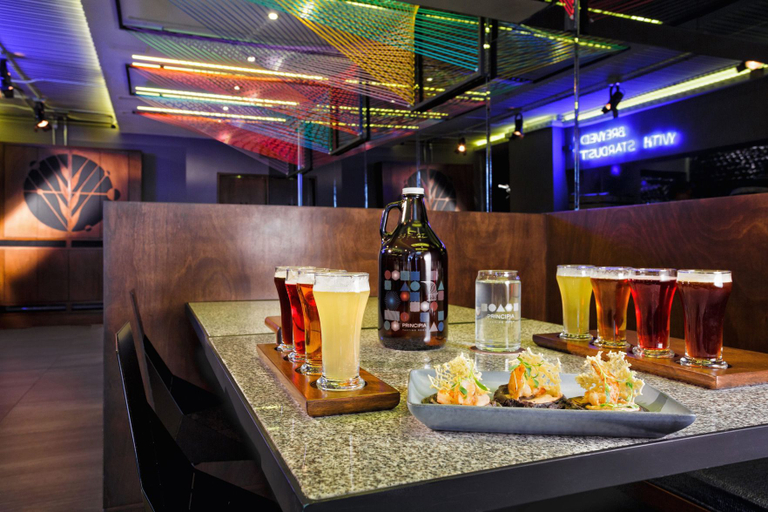 Food & Drinks 4, Hotel VIVE MX wtc CDMX, Trademark Collection by Wyndham, Mexico City