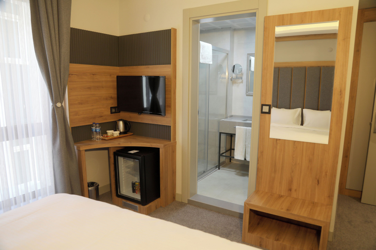 Bedroom 2, KARAKOÇ HOTEL, Merkez