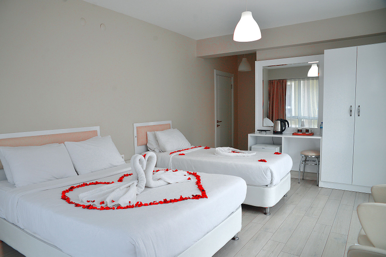 Bedroom 3, Otel Akpinar, Merkez