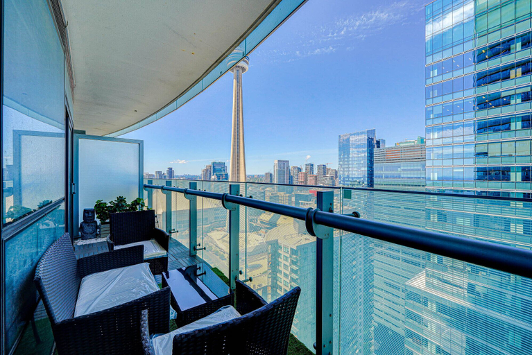Others 2, SkyTree Modern Suites, Toronto