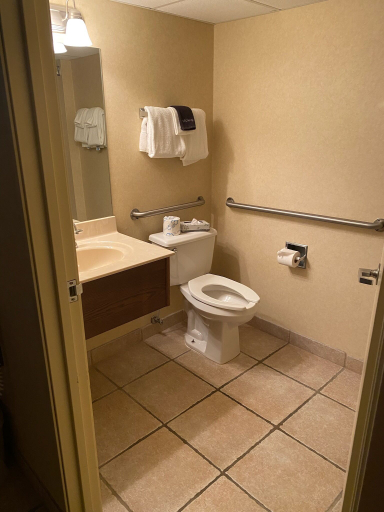 Bathroom 4, ザボードウォークイン, Taney
