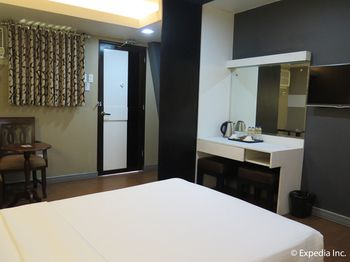 Others 4, Lucky 9 Budget Hotel, Tagum City