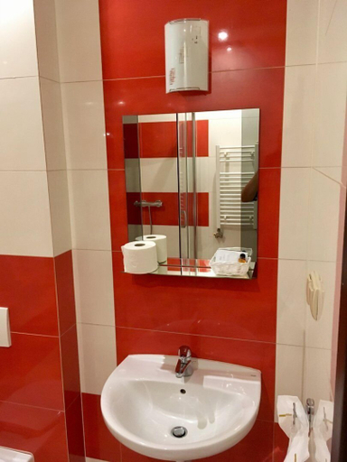 Bathroom 3, Hotel Kardamon, Tarnów