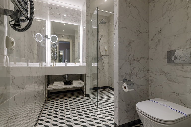 Bathroom 5, Modern Art Hotel - Maestro, L'vivs'ka