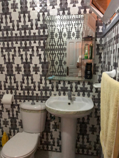 Bathroom, Anza surf spot, Agadir-Ida ou Tanane